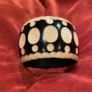 Bold, Chunky & Classy Statement Bracelet!